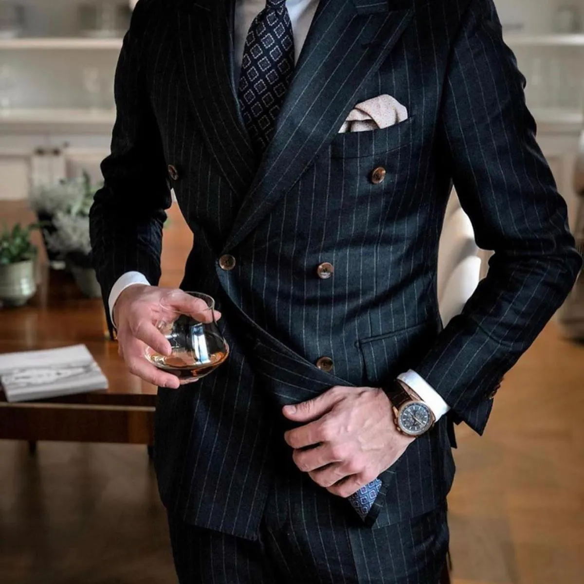 2023 Abiti da uomo a righe nere Blazer doppiopetto Ultimi disegni di mutande da cappotto Slim Fit Smoking da 2 pezzi Custom Made