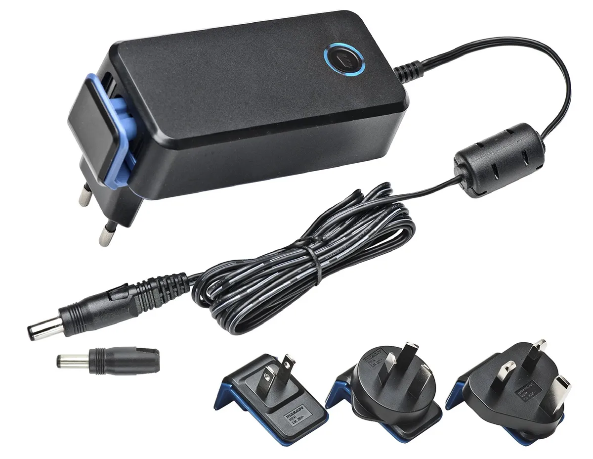 Adattatore AC/DC Adattatore ca/cc Mascot 5V cc, 4A, spina IEC 320 C8 a 2 pin, Australia, Connettore maschio Euro, UK, US
