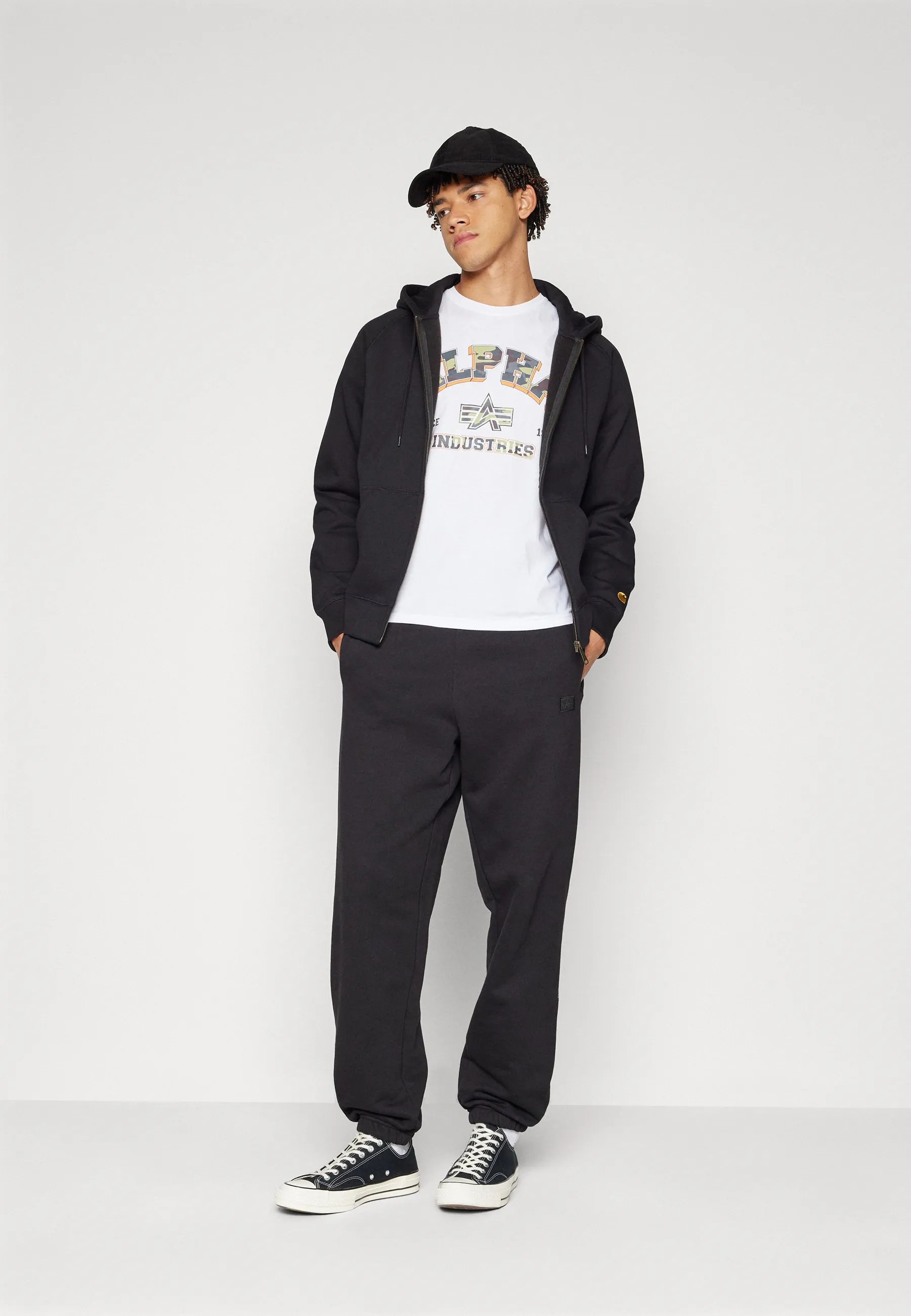ALPHA ESSENTIALS JOGGER - Pantaloni sportivi