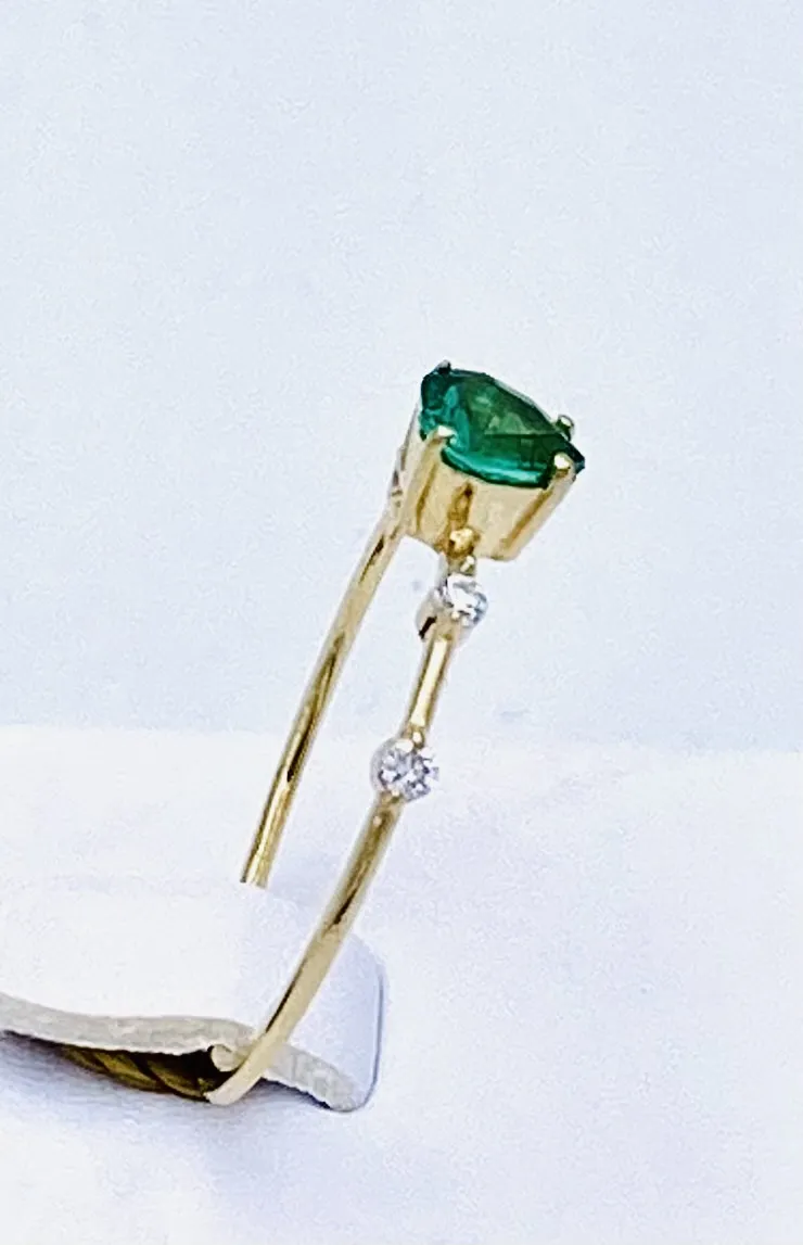 Anello smeraldo e diamanti oro giallo 750% art.AN2440