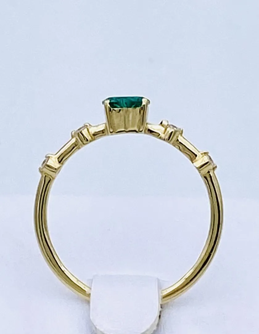 Anello smeraldo e diamanti oro giallo 750% art.AN2440