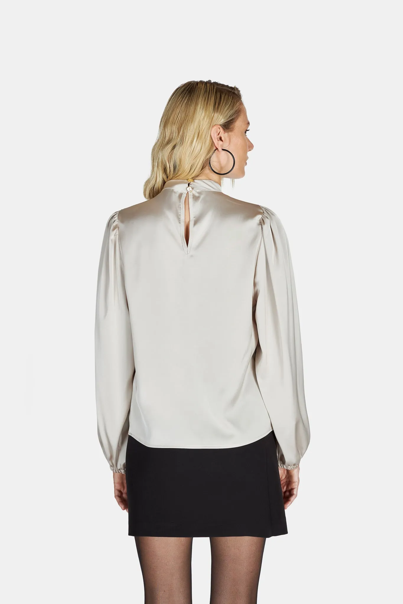 Blusa raso