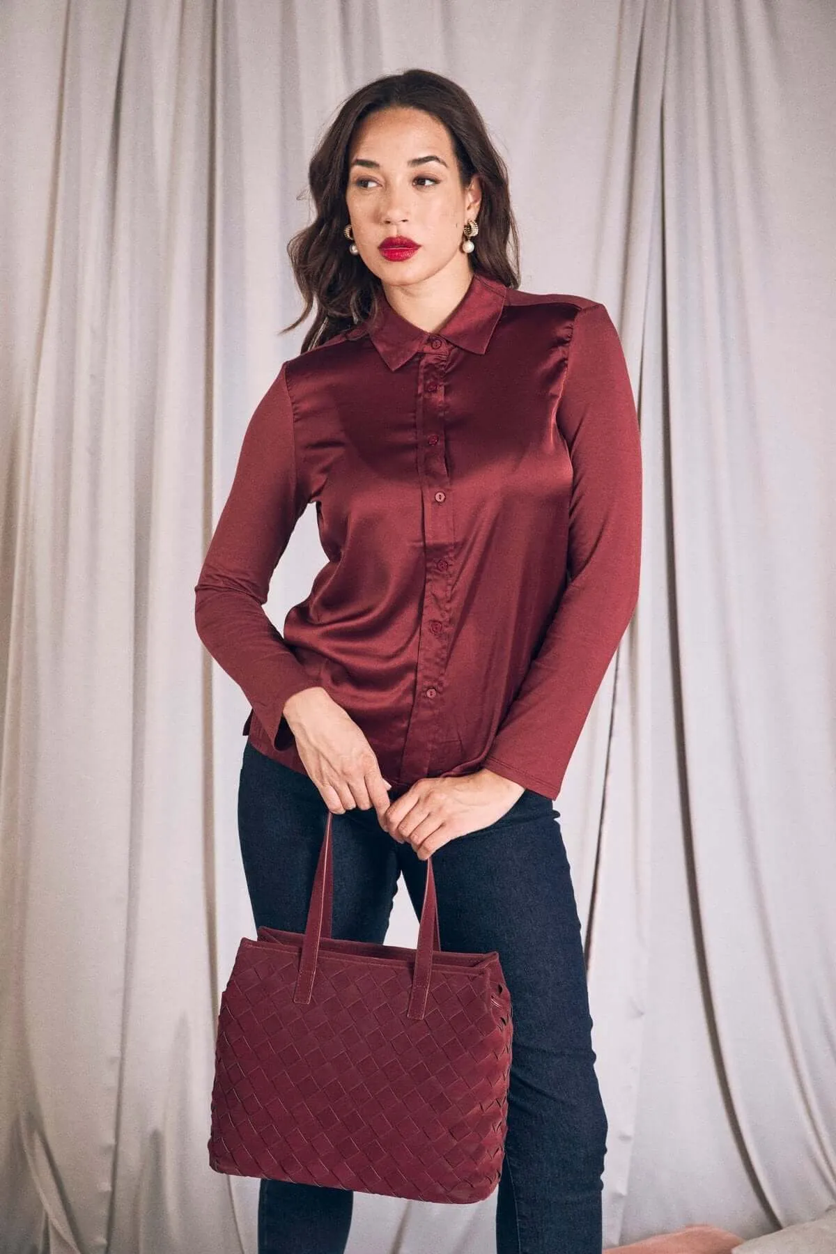 Camicia combinata a maniche lunghe in raso e jerse BURGUNDY