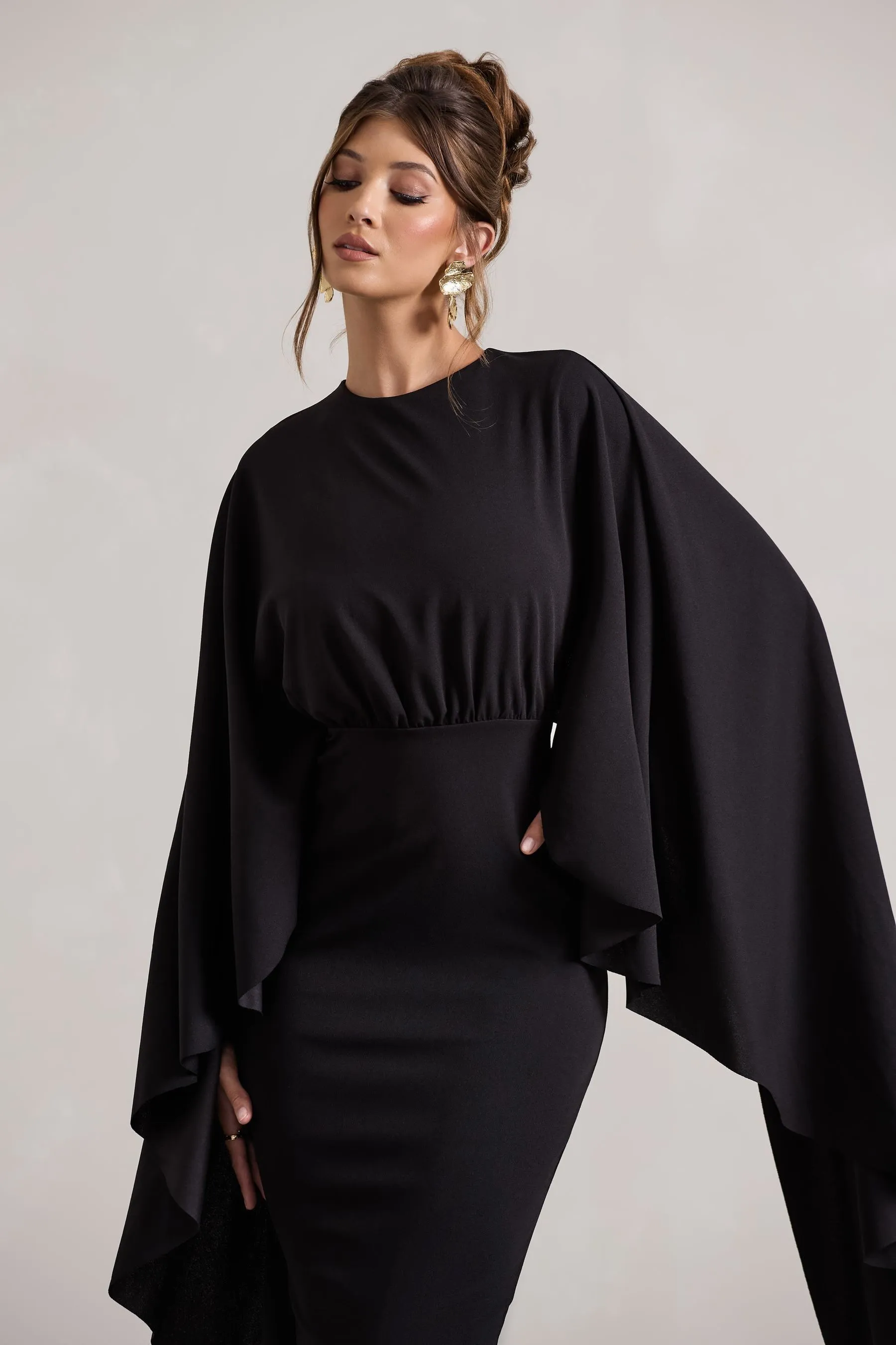 Club L London - Tranquility - Abito midi arricciato con mantella