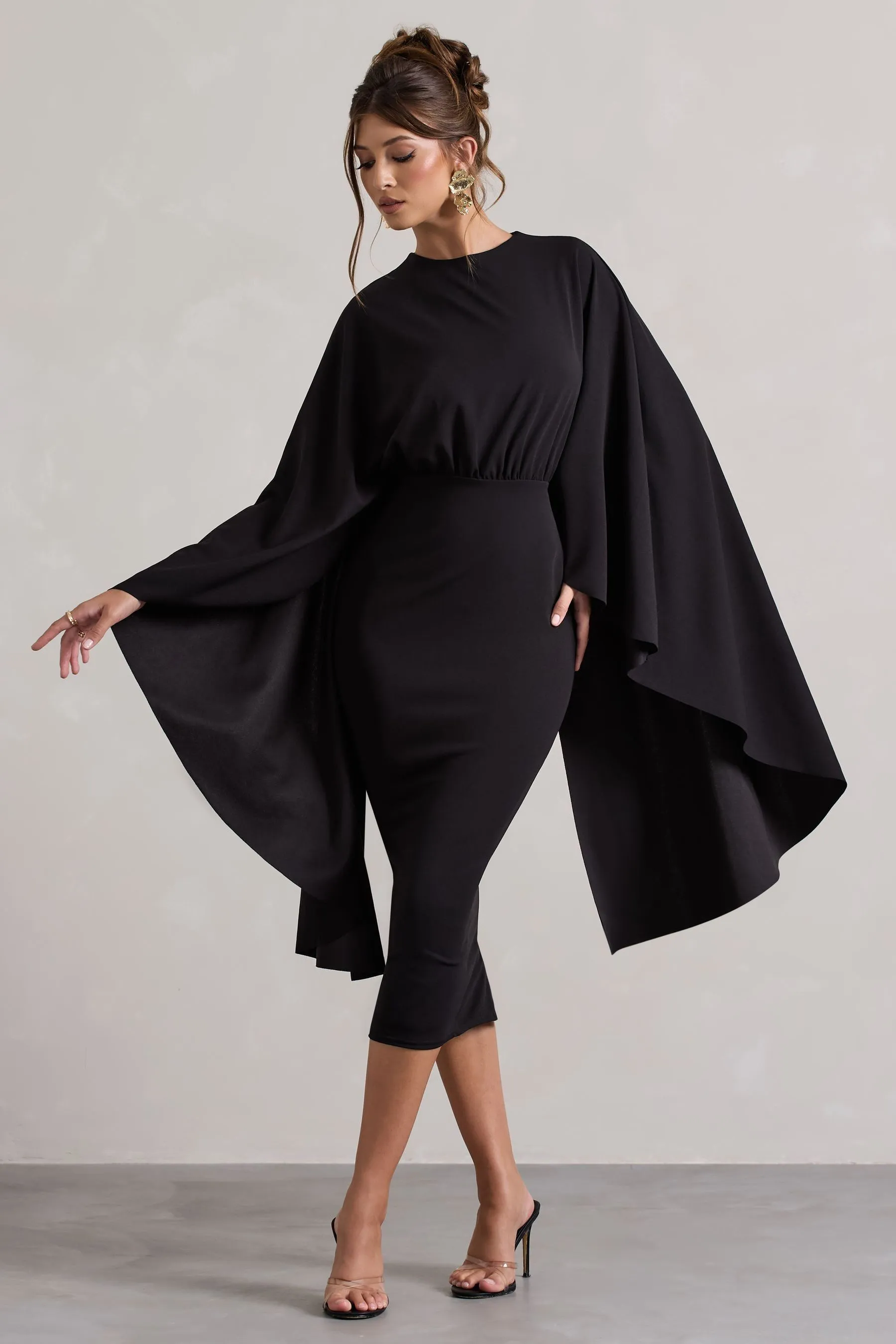 Club L London - Tranquility - Abito midi arricciato con mantella