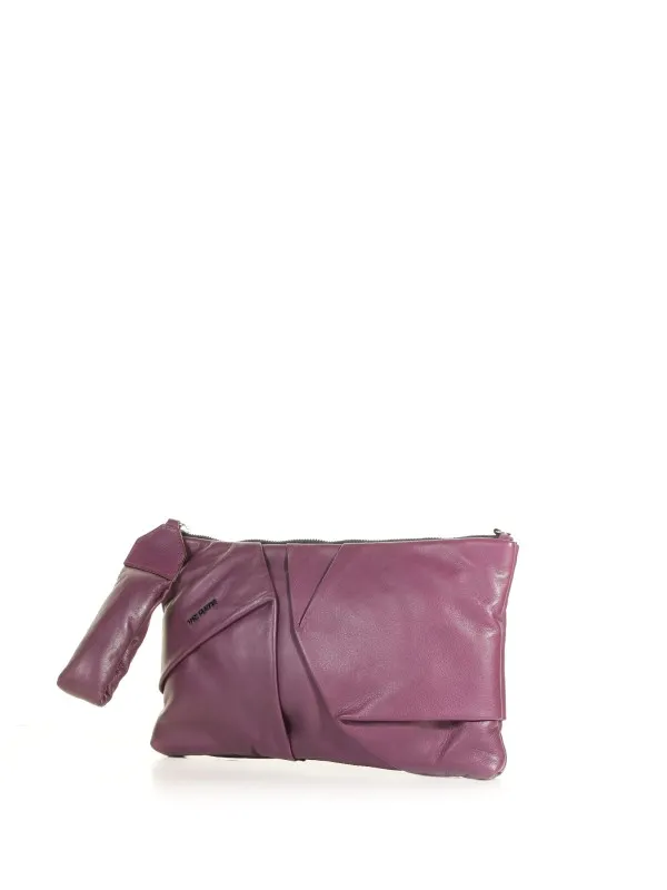 Clutch bag in leather with shoulder strap