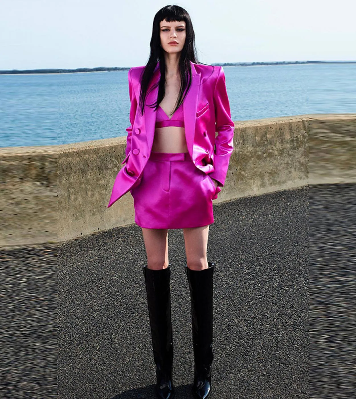 Completo a tre pezzi Gonna Blazer Set 2022 New Bright Satin Doppiopetto Blazer allentato viola Bretelle Minigonna 3 Pie