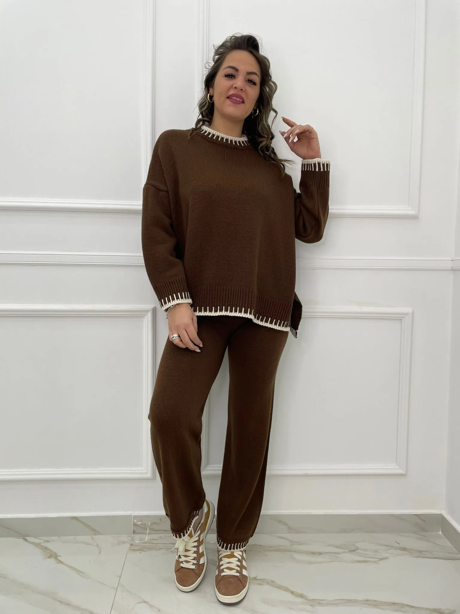 Coordinato 2 pezzi con maglione asimmetrico