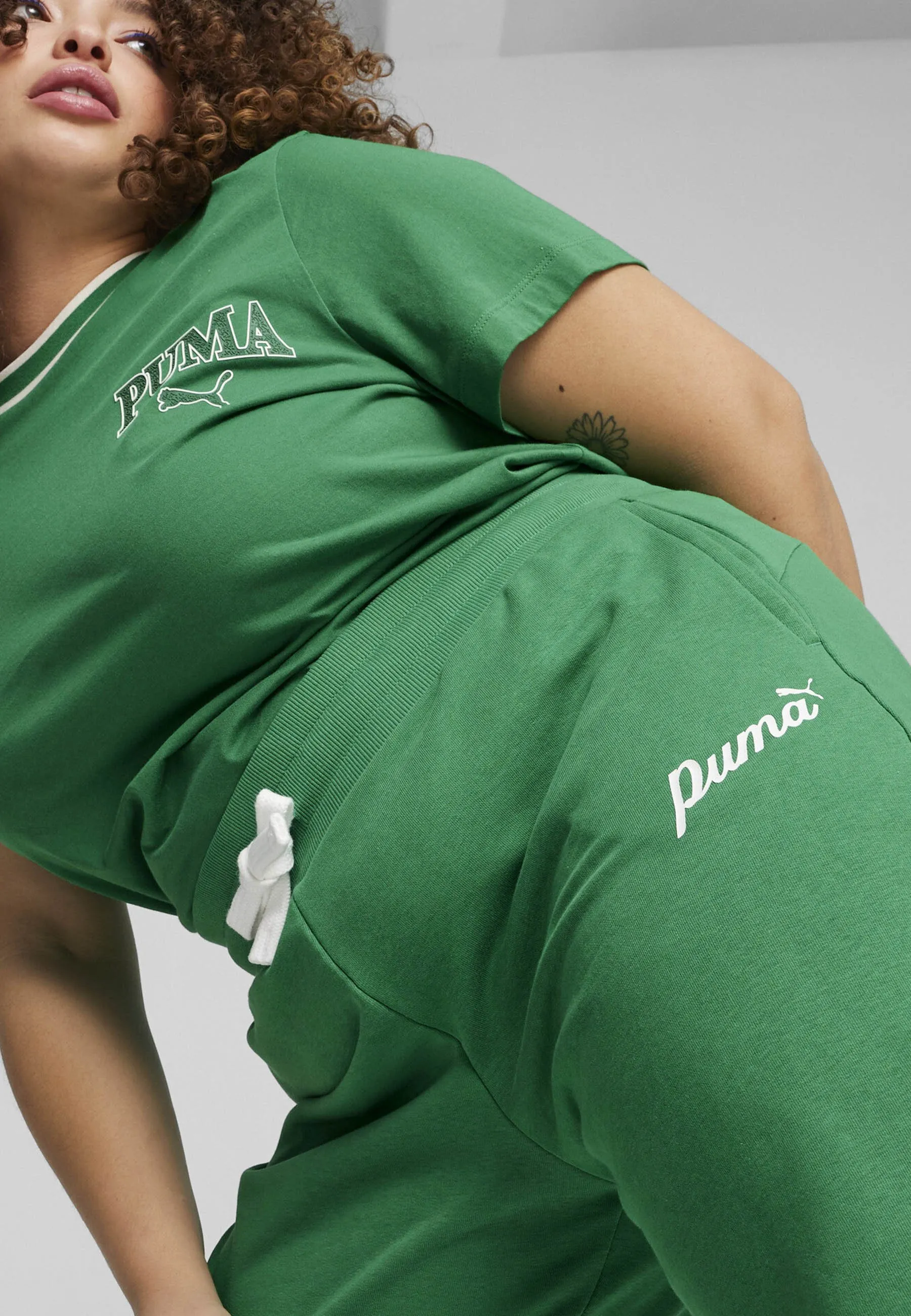 ESS BLOSSOM SCRIPT - Pantaloni sportivi
