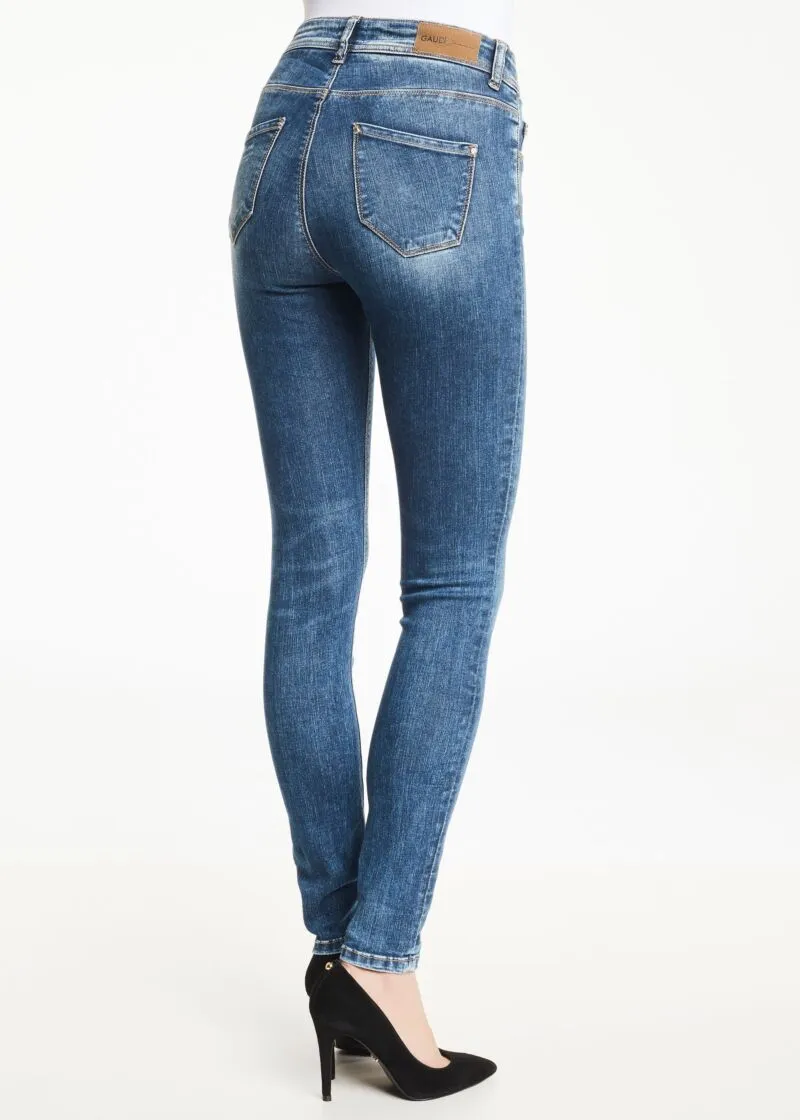 Jeans a vita alta
