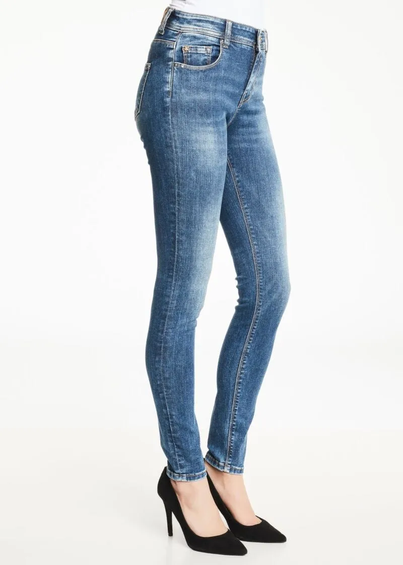 Jeans a vita alta