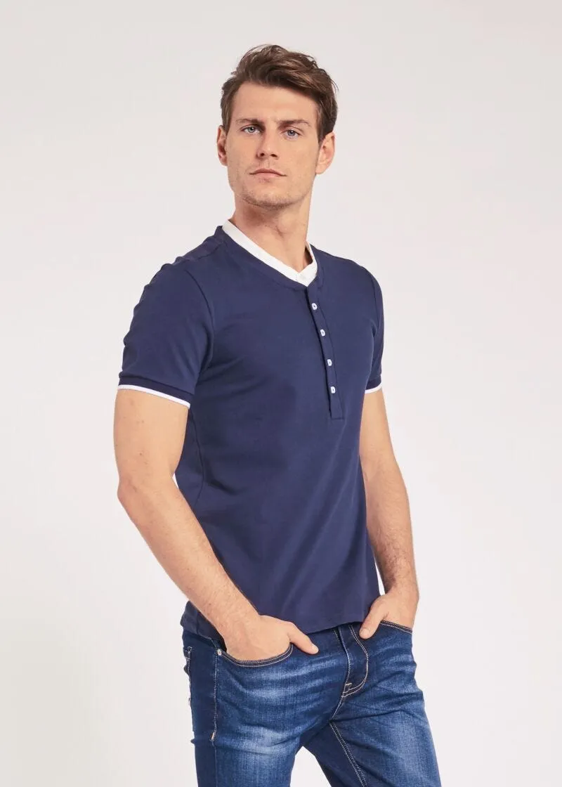Maglia con bordo a contrasto