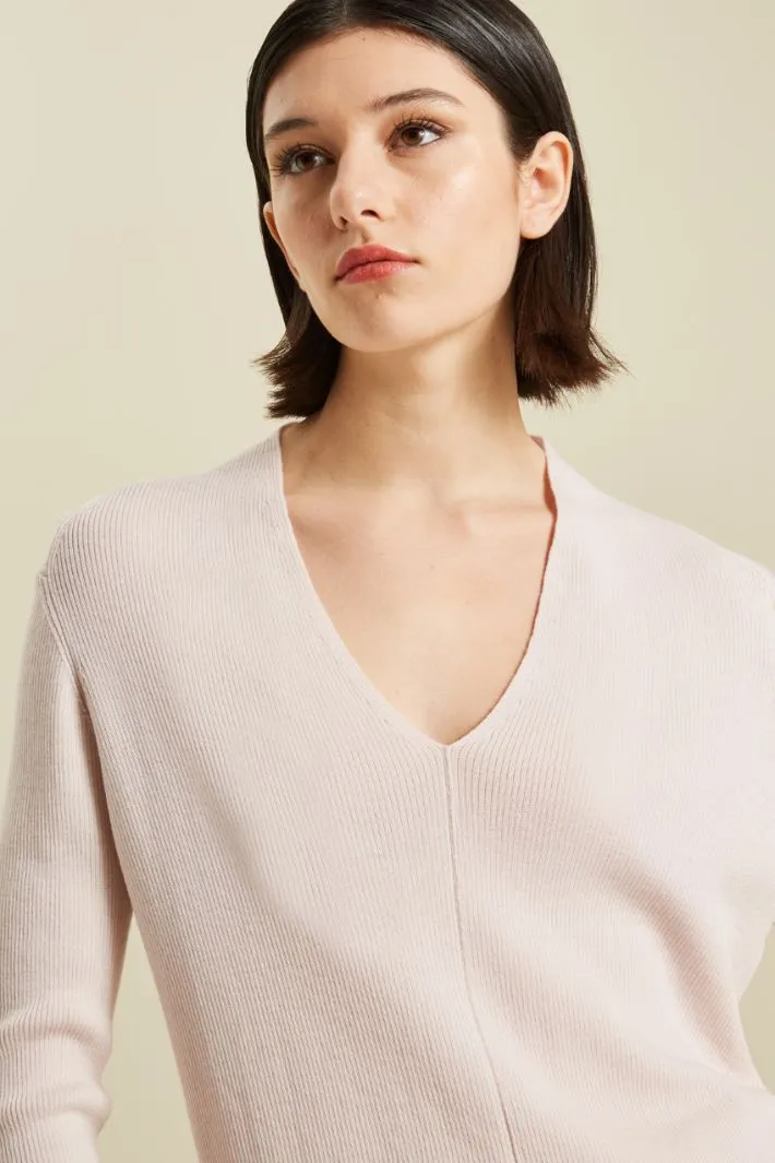 Maglia in lana vergine