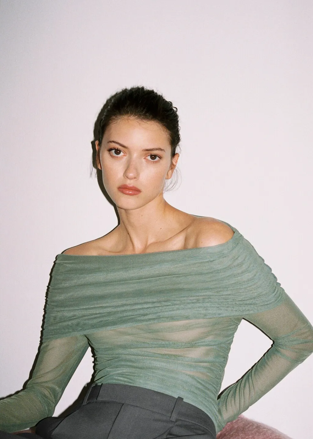 Maglietta tulle off-shoulder