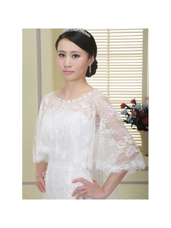 Mantella Sposa in pizzo molto elegante
