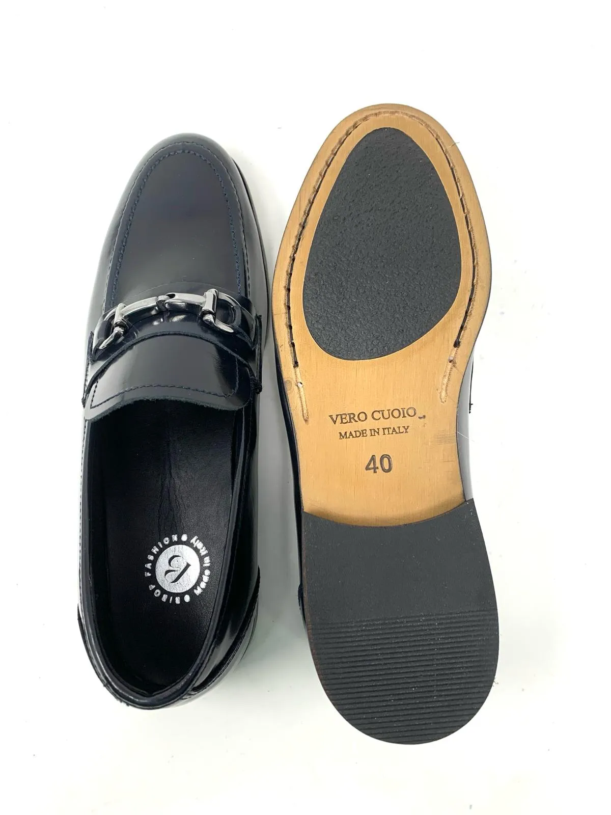 Mocassino pelle con morsetto fondo cuoio