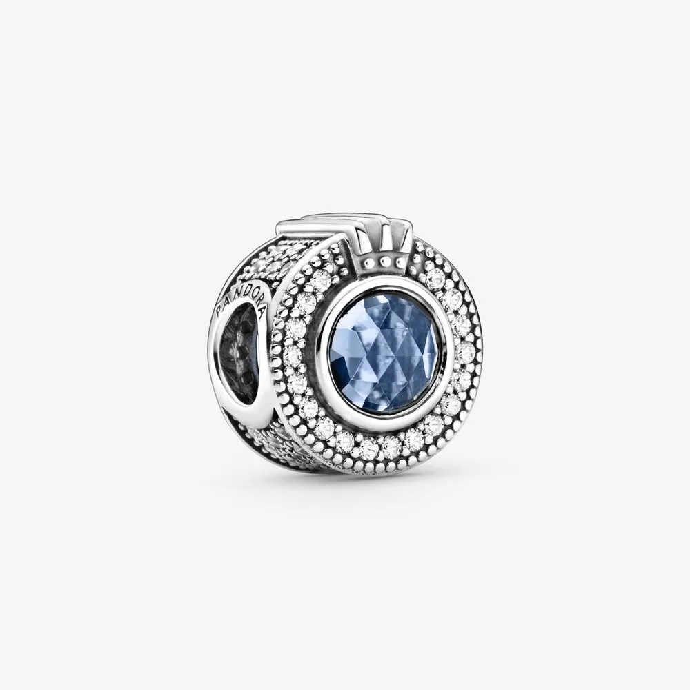 Pandora Charm blu con O coronata scintillante