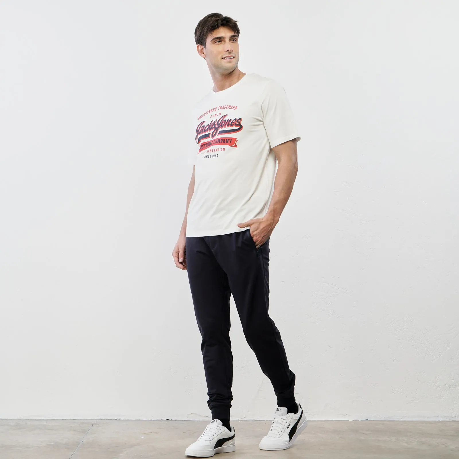 Pantaloni blu sportivi con tasche e coulisse