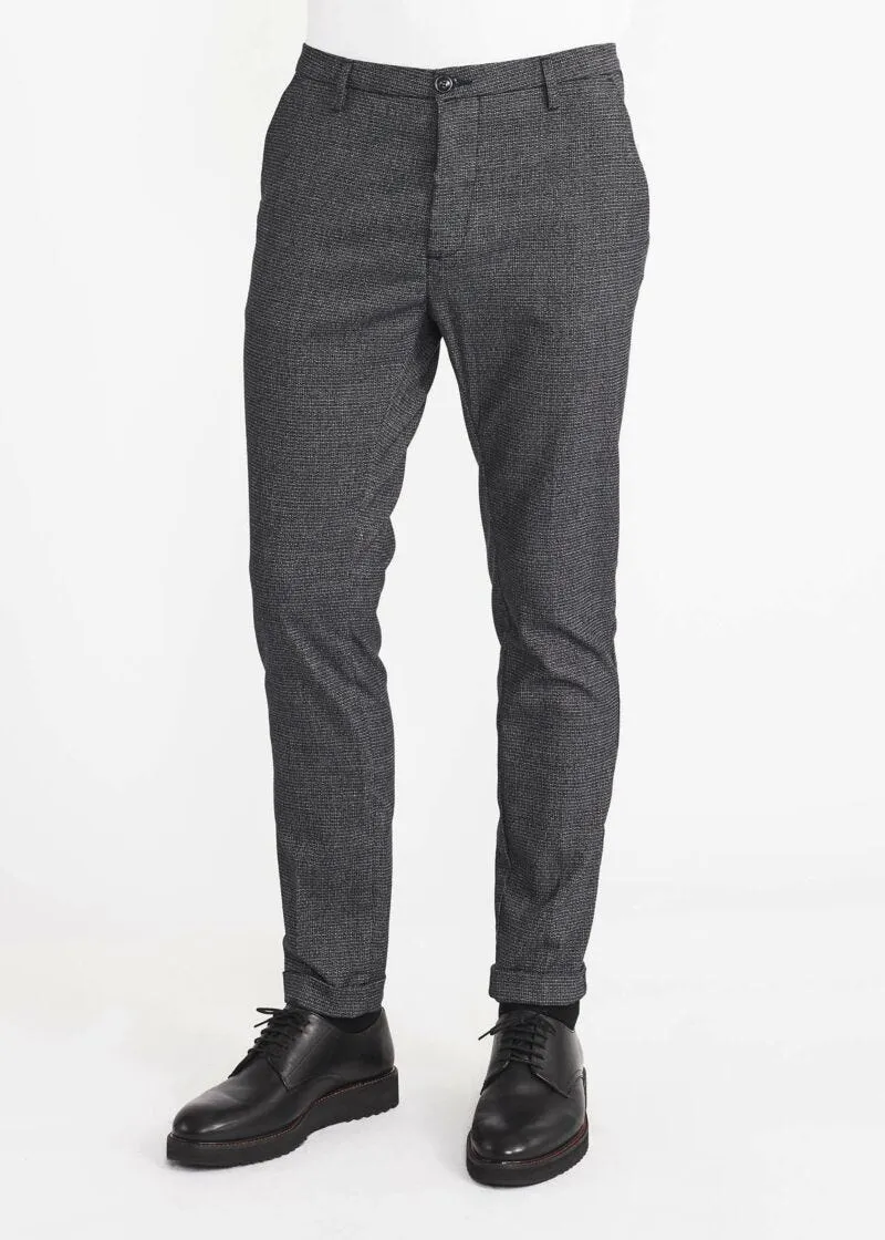 Pantaloni chino in viscosa stretch