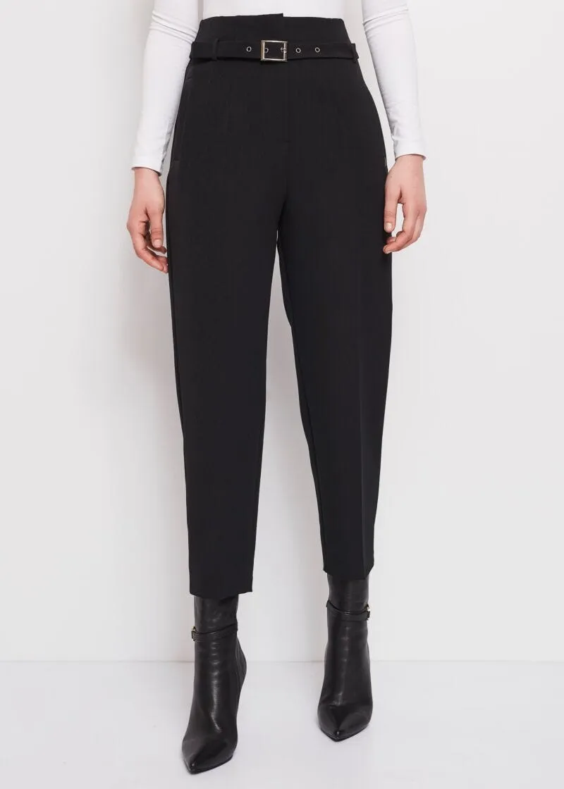 Pantaloni con cintura