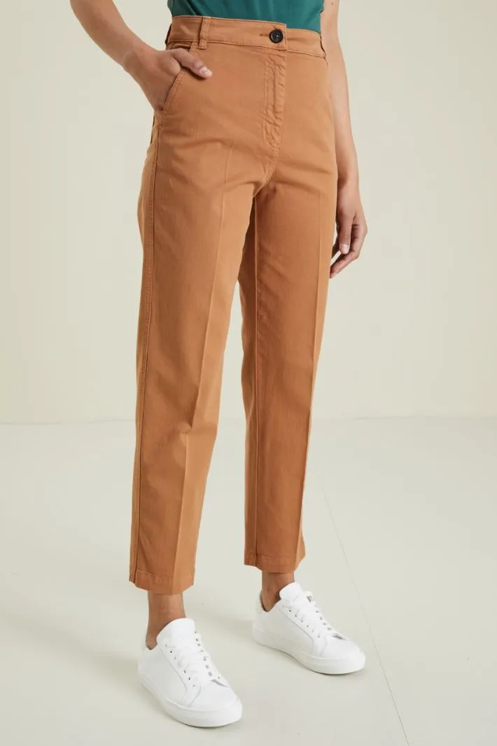 Pantaloni in cotone stretch