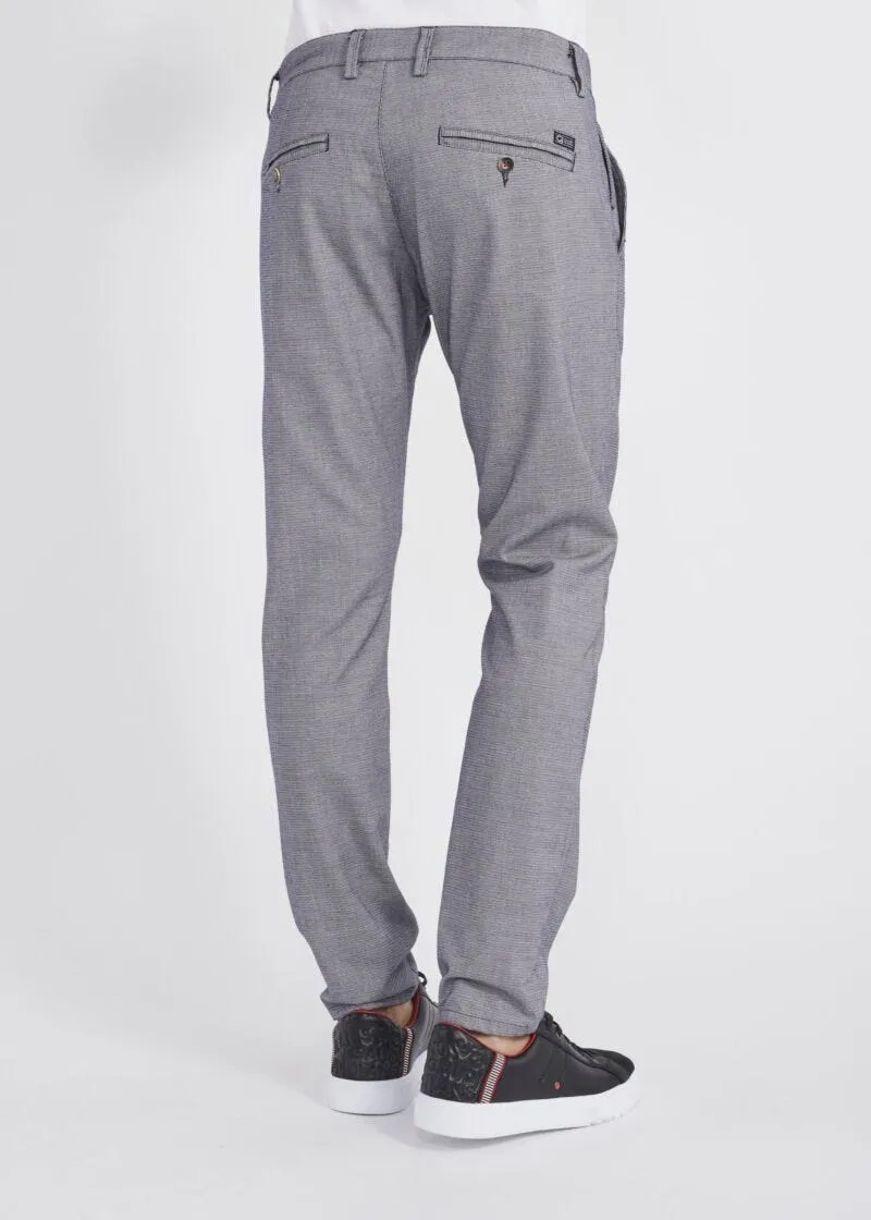 Pantaloni in tessuto armaturato
