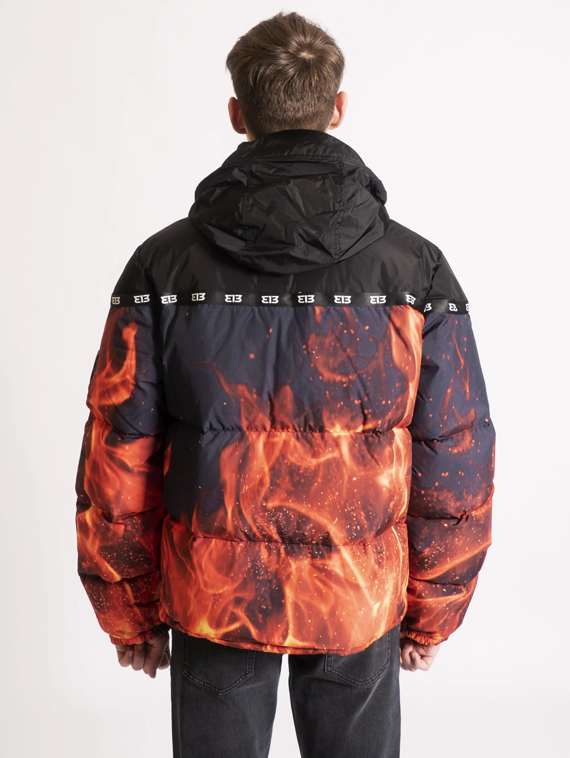 Piumino con Stampa con Fiamme Nero
