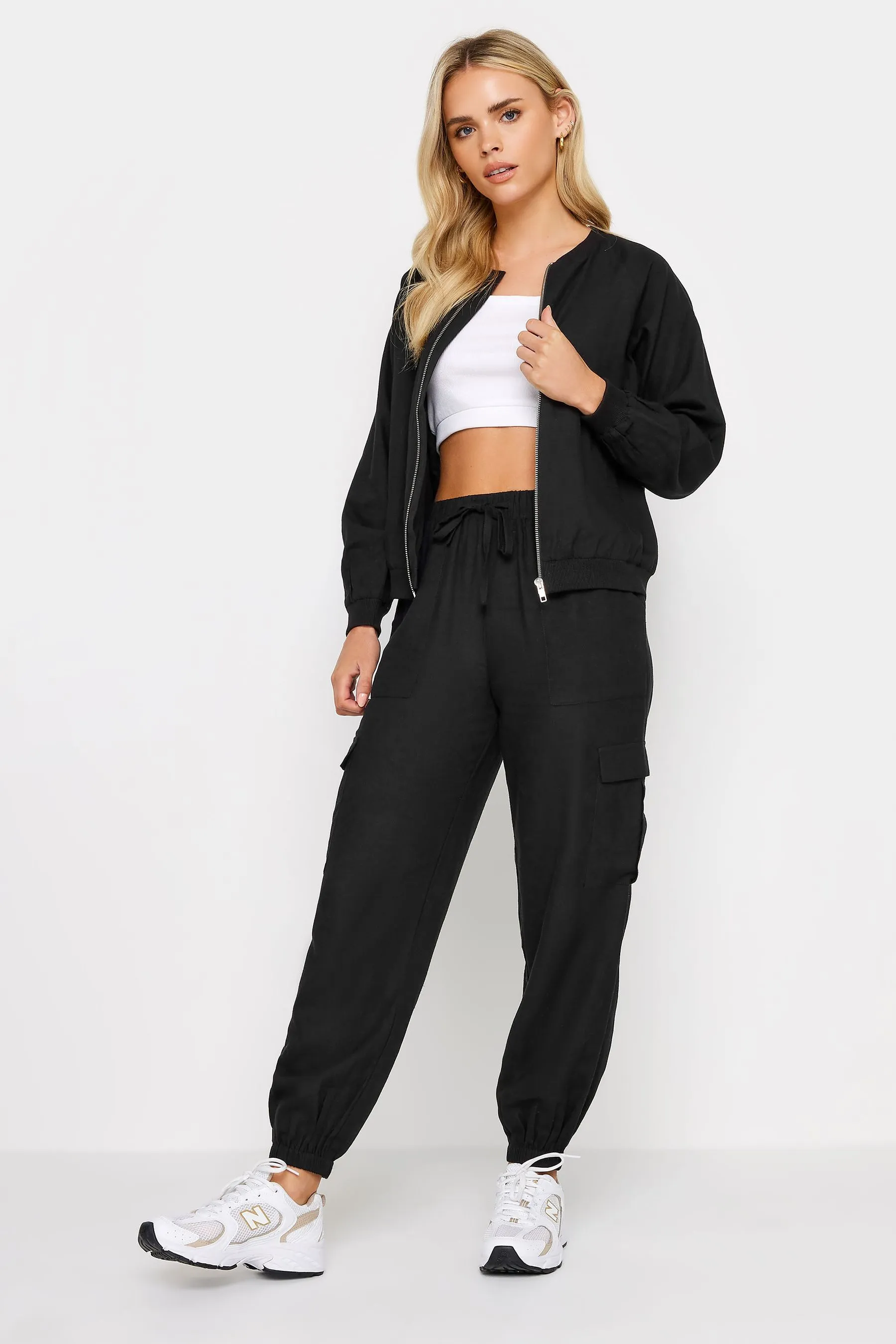 PixieGirl Petite - Pantaloni cargo in lino con elastico sul fondo