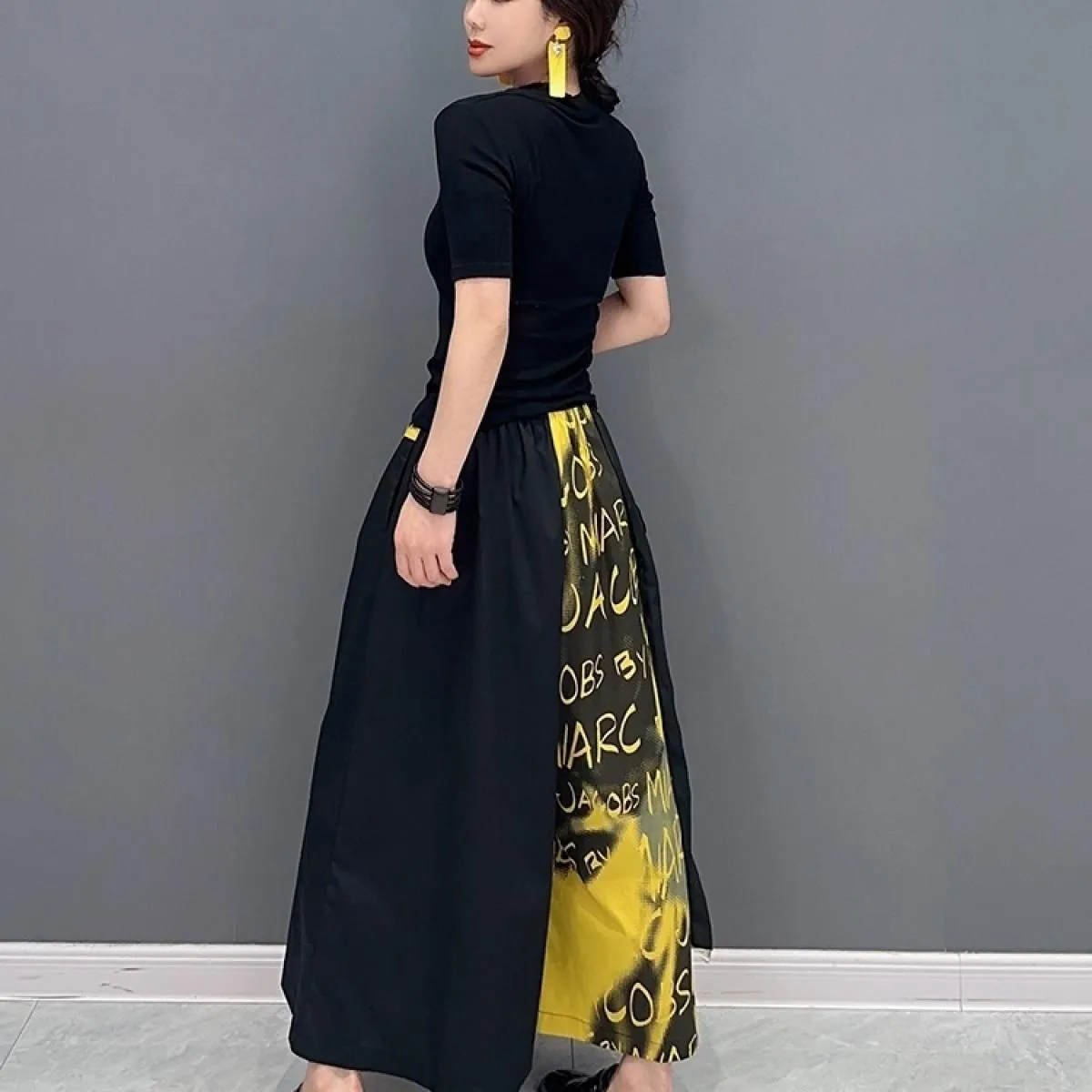 Qing Mo 2023 Primavera Estate Nuova tendenza della moda Gonna con schermo a contrasto Abito da donna dimagrante Zxf1476