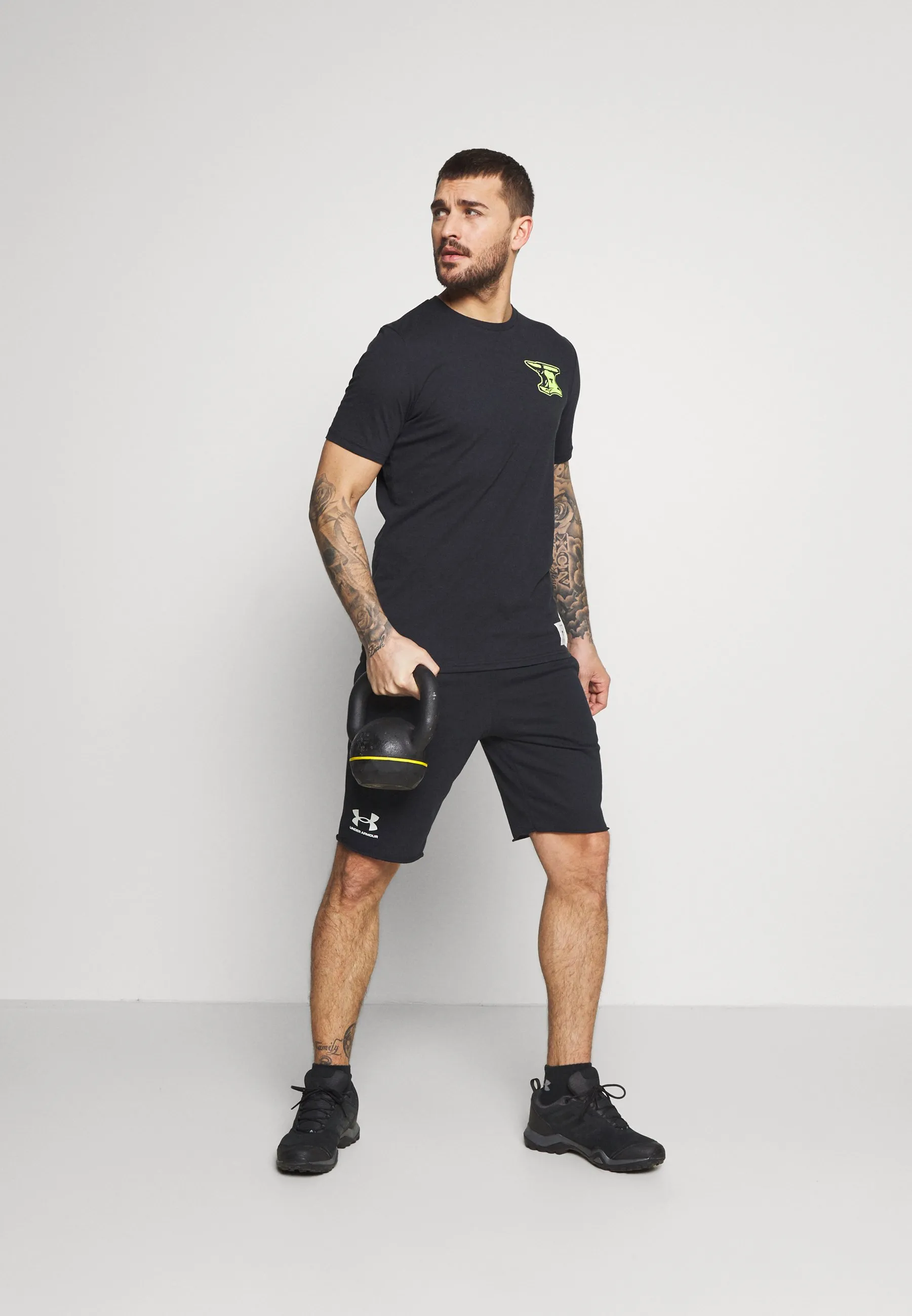 RIVAL - Pantaloncini sportivi