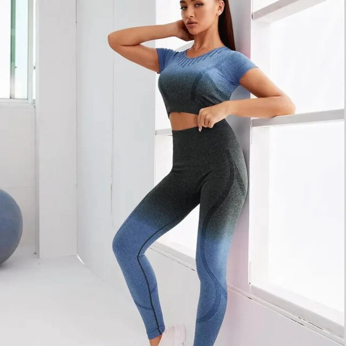 Set da yoga tinti in sfumatura senza cuciture Sport Fitness Pantaloni a vita alta per il sollevamento dell'anca Abiti da allenam