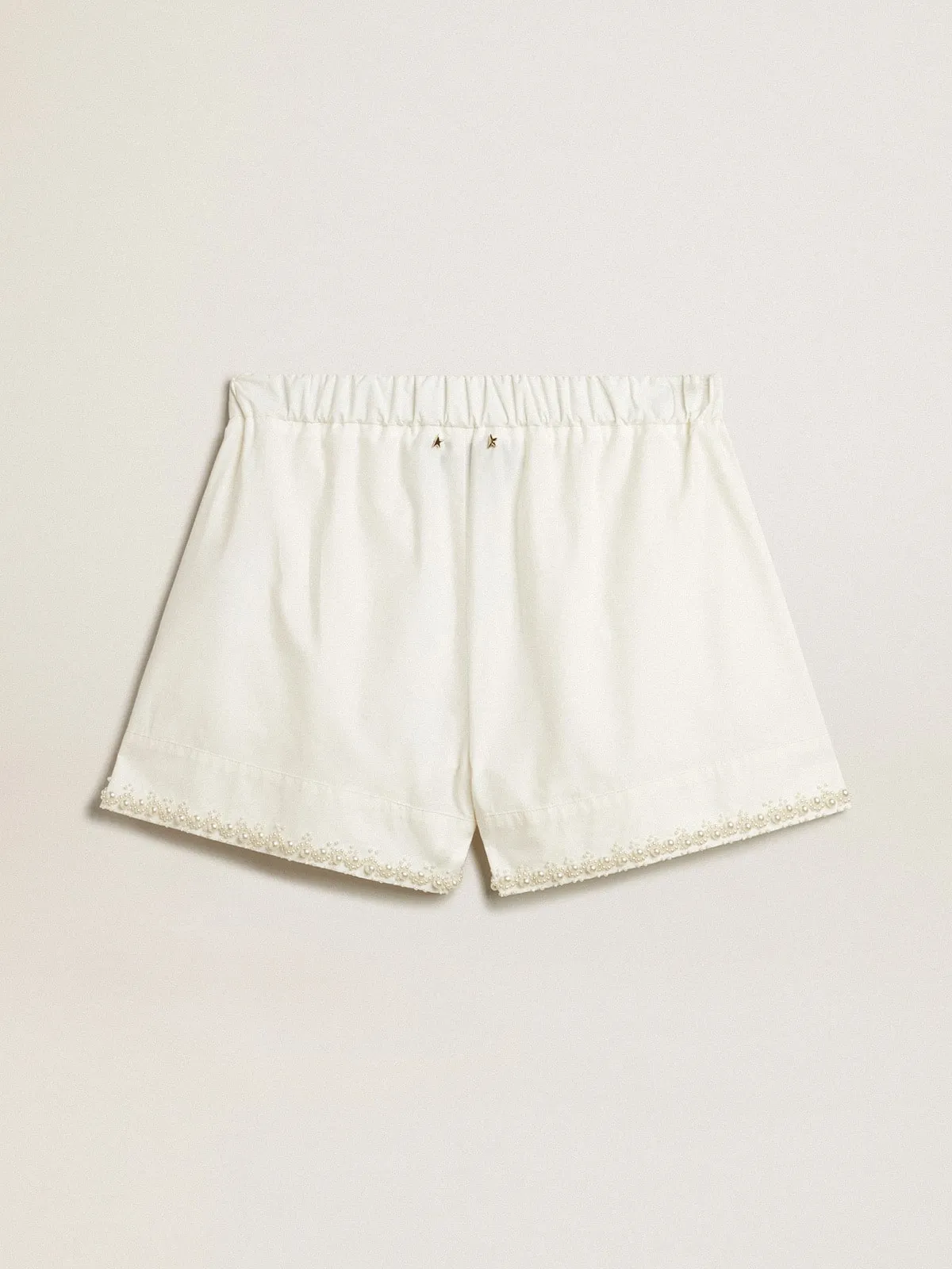 Short in cotone con ricamo di perle