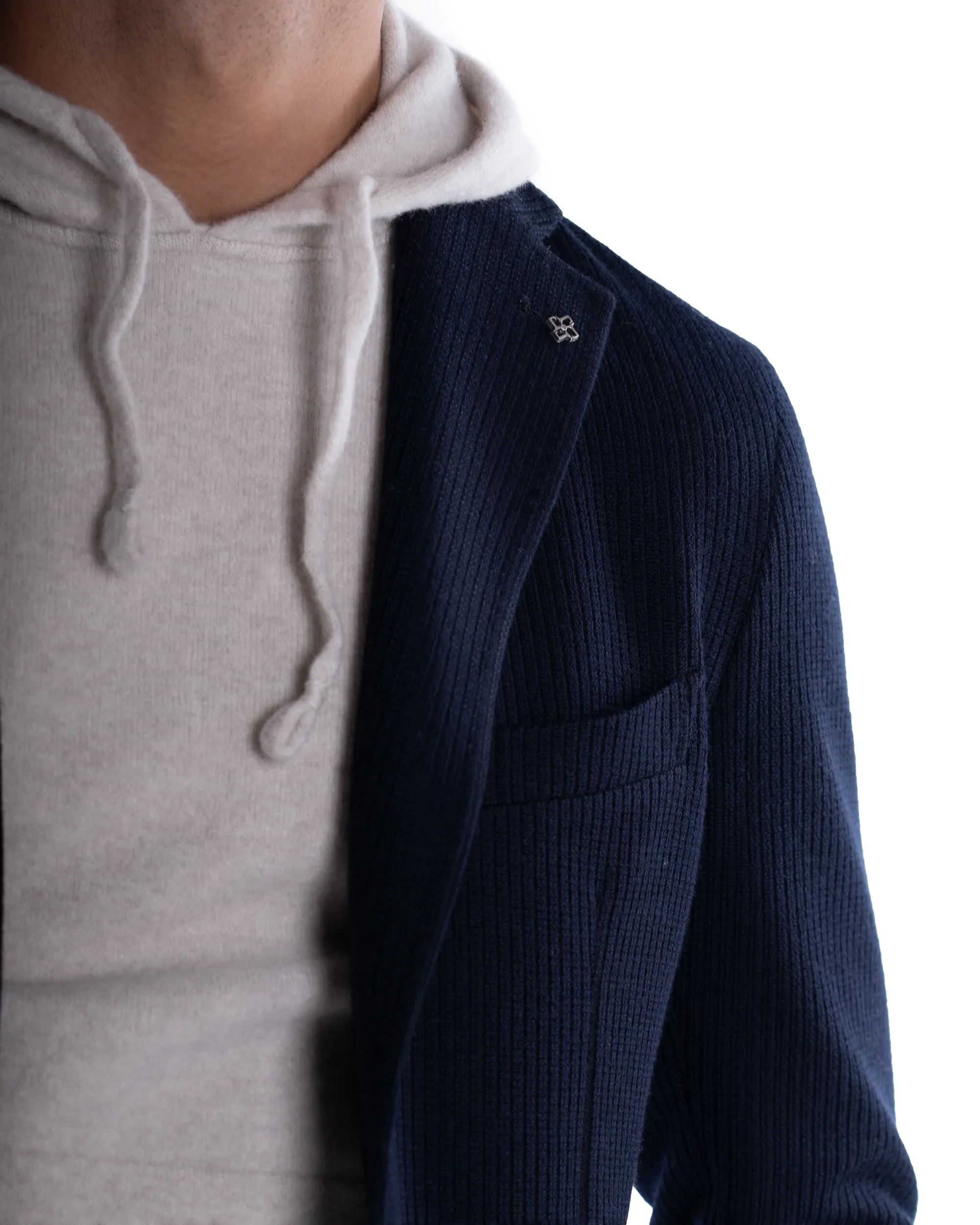 TAGLIATORE GIACCA IN MAGLIA