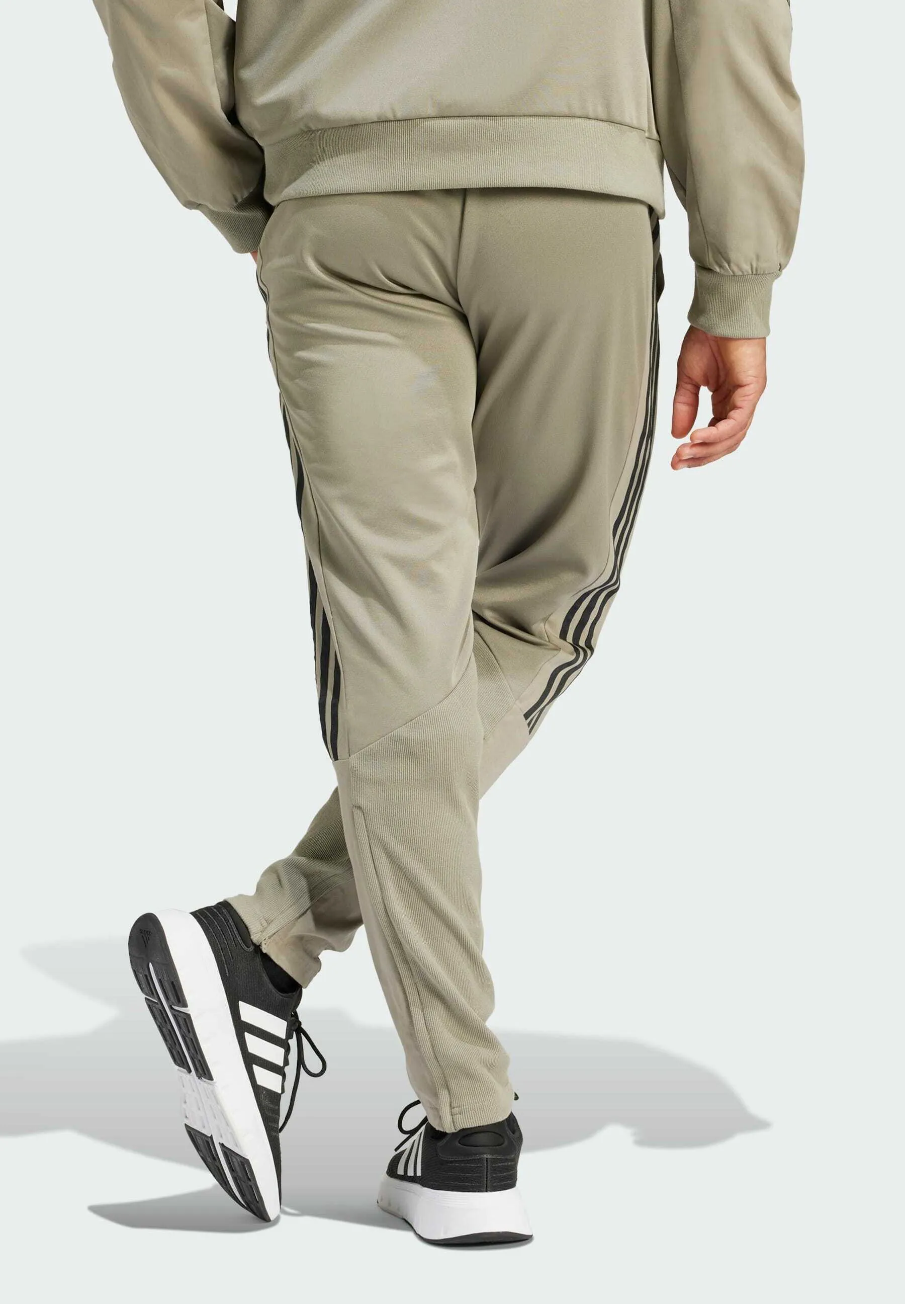 TIRO MATERIAL MIX - Pantaloni sportivi