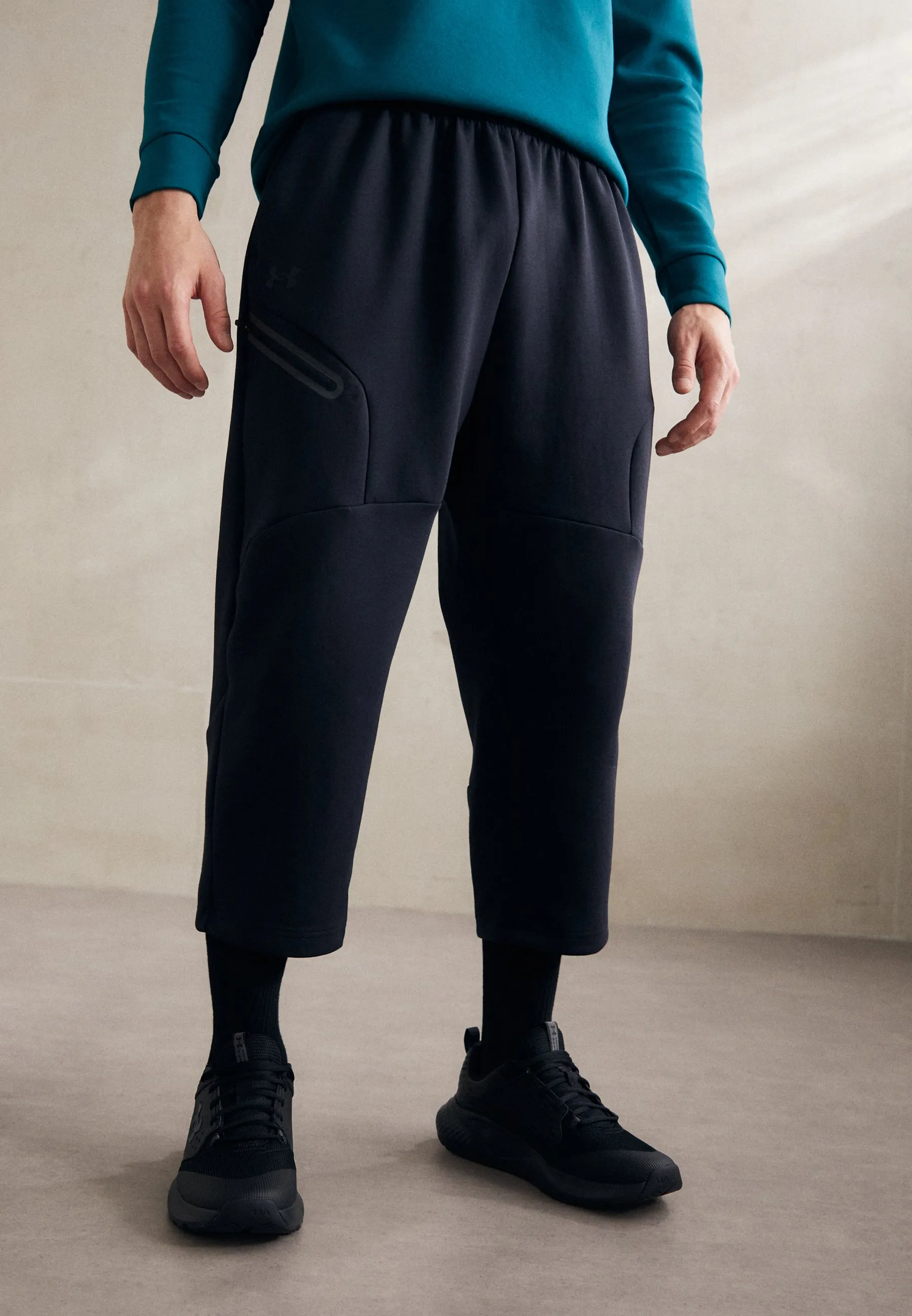 UNSTOPPABLE BAGGY CROP - Pantaloni sportivi