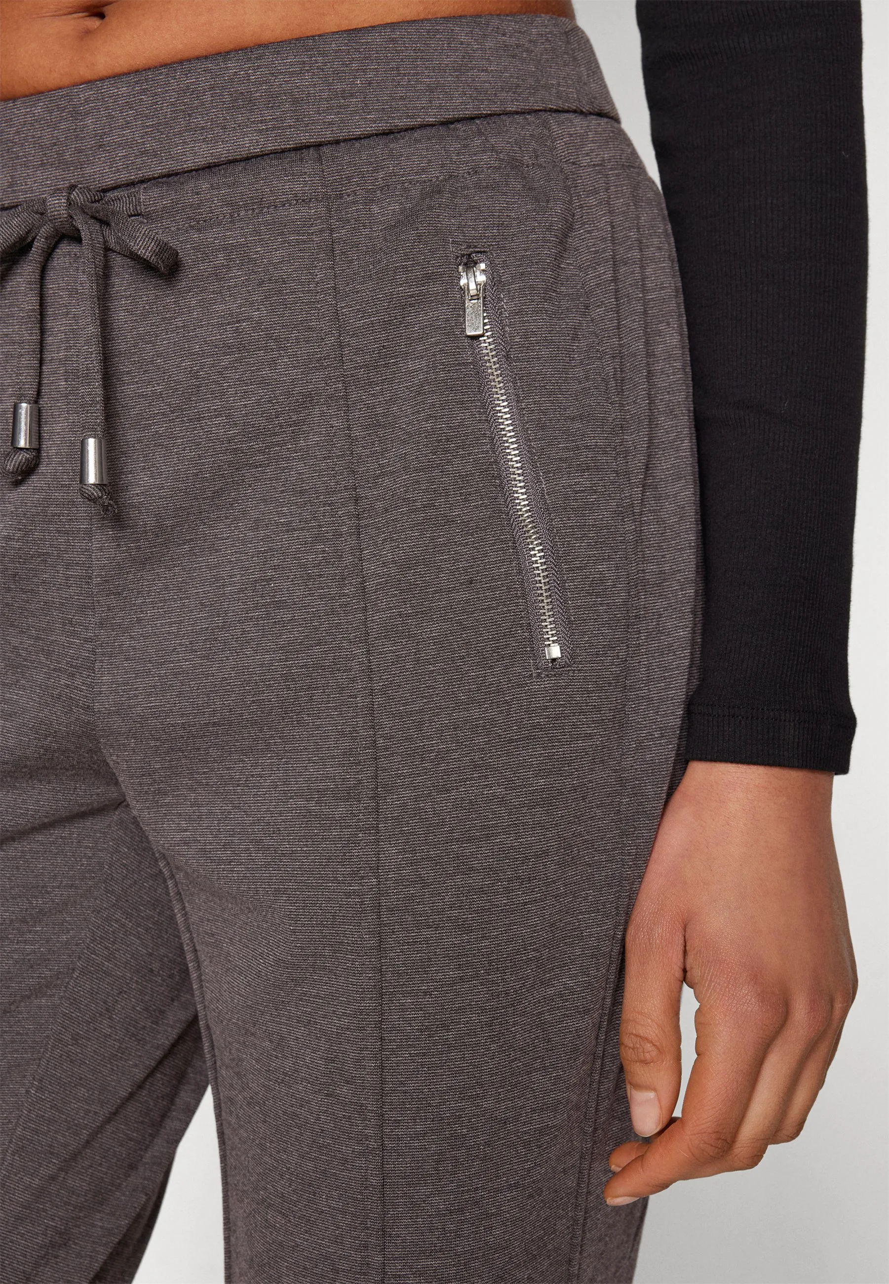 VMMELANIE TAPERED ZIP PANT - Pantaloni sportivi