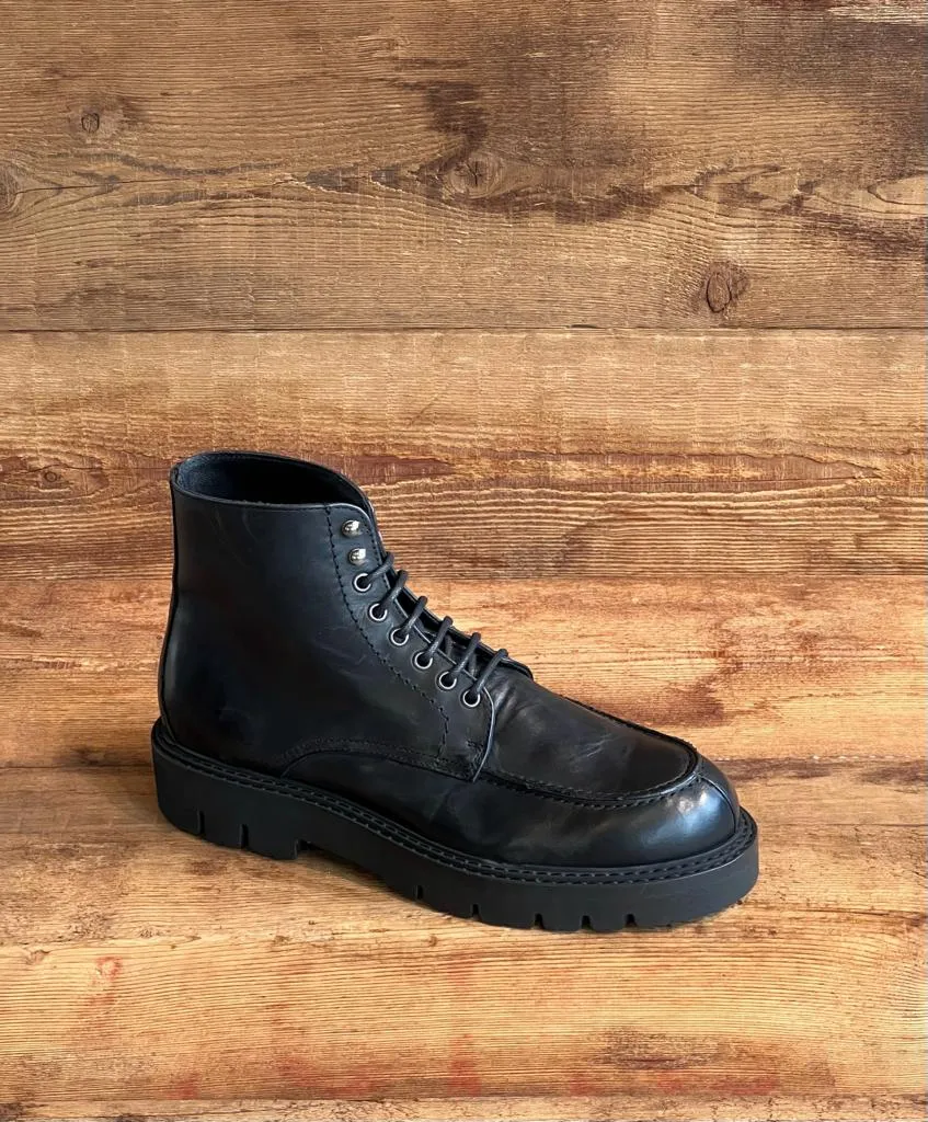 W-U1950 Anfibio Norvegese Pelle Nero Man  
