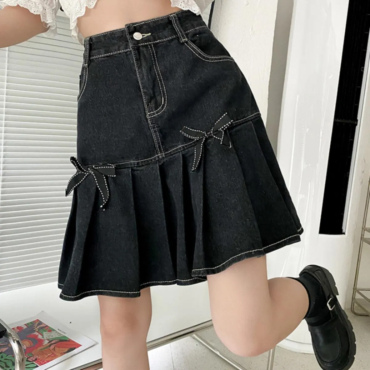 Zoki Denim Gonna a pieghe da donna a vita alta estiva con fiocco nero Minigonna a linea Vintage Harajuku Jeans tascabili casual